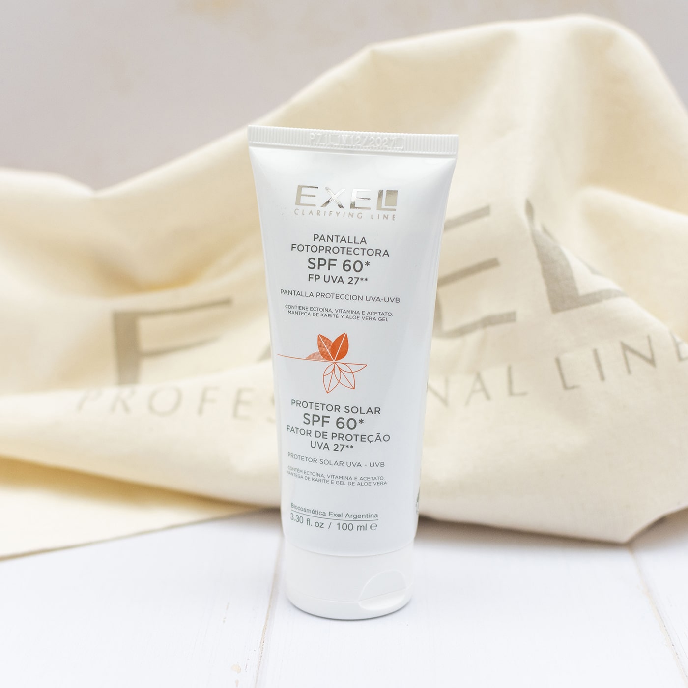 PANTALLA FOTOPROTECTORA SPF 60. FP UVA 27**